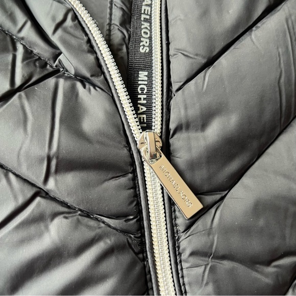 S/P Michael Kors | Packable Down Jacket - Picture 3 of 5